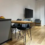 Apartment Mango W/patio & Parking *