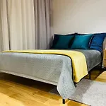 Mango W/patio & Parking Gliwice