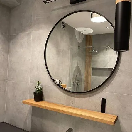 Lejlighed Mango W/patio & Parking *