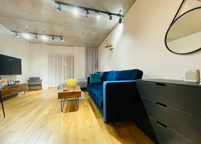 Mango W/patio & Parking * Γκλίβιτσε