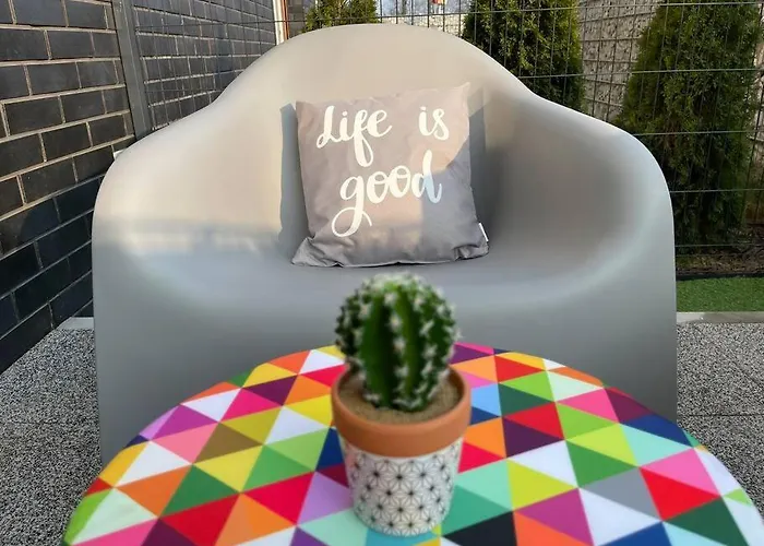 Mango W/patio & Parking * Γκλίβιτσε