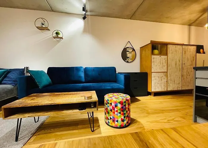 Mango W/patio & Parking Διαμέρισμα